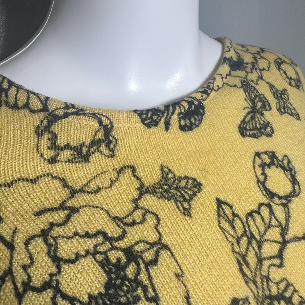 J. Jill Yellow Floral Crew Neck Sweater Soft Butterflies S - Picture 8 of 8